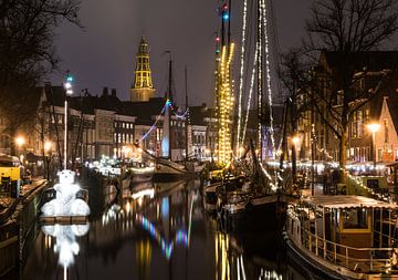Groningen bij nacht van Steven Groothuismink