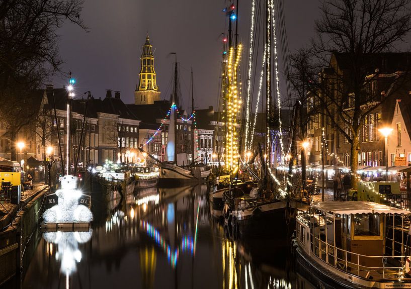 Dutch city by night sur Steven Groothuismink