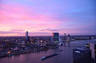 Rotterdam in den frühen Morgenstunden von Marcel van Duinen Miniaturansicht