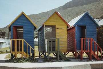 Gekleurde huisjes Muizenberg | Reisfotografie | West-Kaap, Zuid-Afrika, Afrika van Sanne Dost