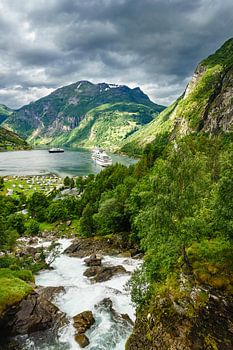 Blick auf den Geirangerfjord in Norwegen