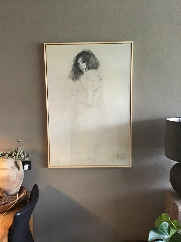 Portret van een jonge vrouw - Gustav Klimt (gezien bij vtwonen)