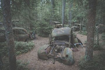 Épave de voiture ancienne
