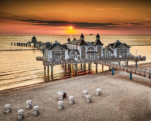 Pier in the morning