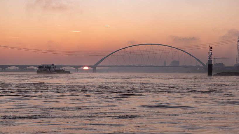 High water on the river Waal by Femke Straten