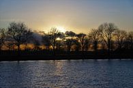 Zonsondergang bij het Amsterdam-Rijn kanaal van Marco van de Pol thumbnail