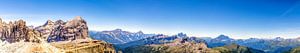 Blick von der Spitze des Berges Falzarego in den Dolomiten