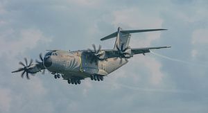 Landung des Airbus A400M Atlas der Luftwaffe.