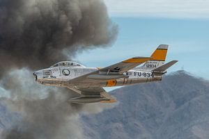 North American F-86F Sabre "12834 - FU-834 Jolley Roger" in Aktion während der Avi