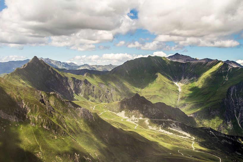 Prachtige panoramaview vanaf de top van de Hintertux gletsjer van Debbie Kanders