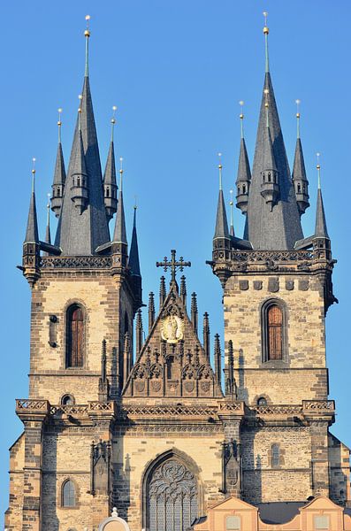 De gotische kerk van Onze-Lieve-Vrouw van Týn in Praag van Carolina Reina Photography