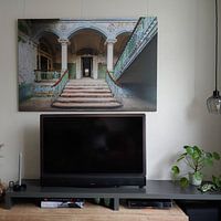 Klantfoto: Majestueuze trap in een sanatorium van Truus Nijland, op canvas