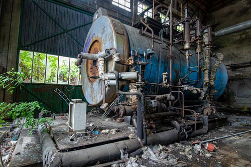 Moteur à moitié cassé