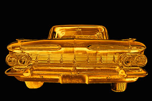 Gouden klassieke Chevrolet Impala