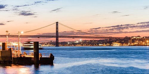 Ponte 25 de Abril in Lissabon