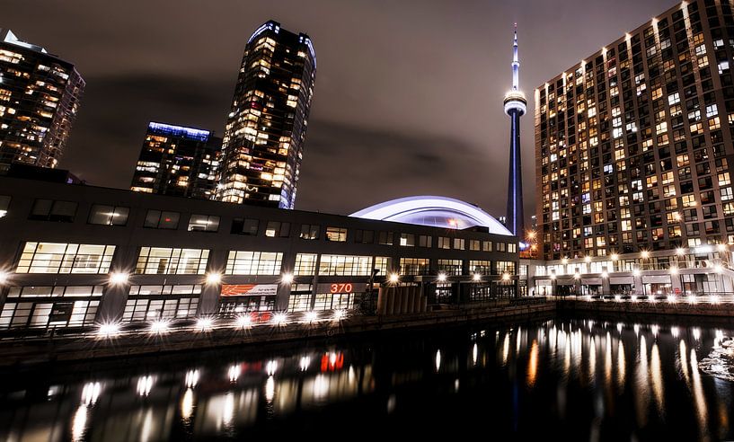 Toronto by Hello Pompoyo