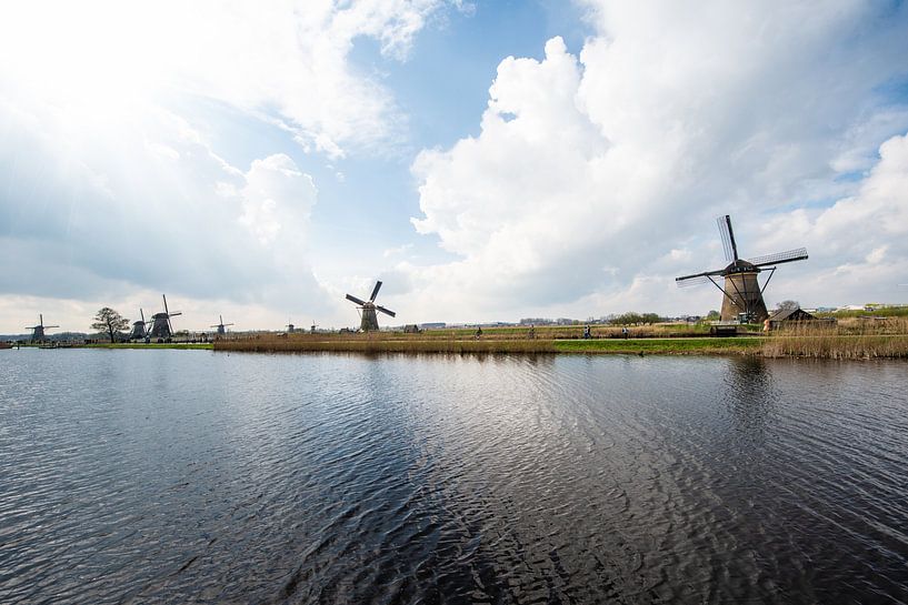 Kinderdijk Windmolens by Brian Morgan