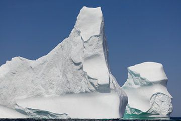 IJsberg voor de kust van Twillingate Newfoundland van Menno Schaefer