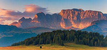 Sonnenaufgang Seiseralm von Henk Meijer Photography