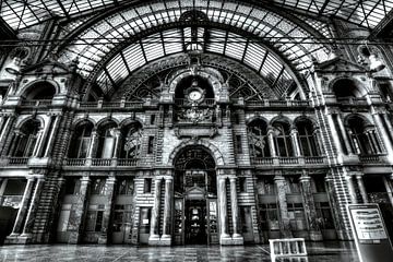 Antwerpen Trein Station van Walljar