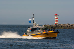 Der Lotsentender Mare im Hafen von IJmuiden