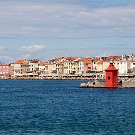 Uitzicht op Piran (3) van Jolanda van Eek en Ron de Jong