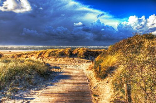Stürmischer Abend am Meer