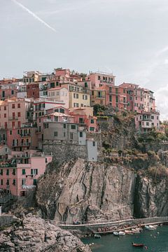Manarola Cinque Terre | Fotodruck Italien | Europa farbenfrohe Reisefotografie von HelloHappylife
