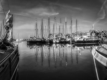 De oude vissersboten in de haven