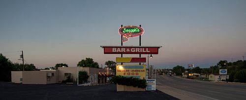 Joseph's Bar and Grill