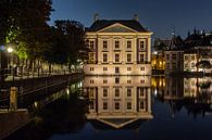 Den Haag Mauritshuis in de nacht van Patrick Löbler thumbnail