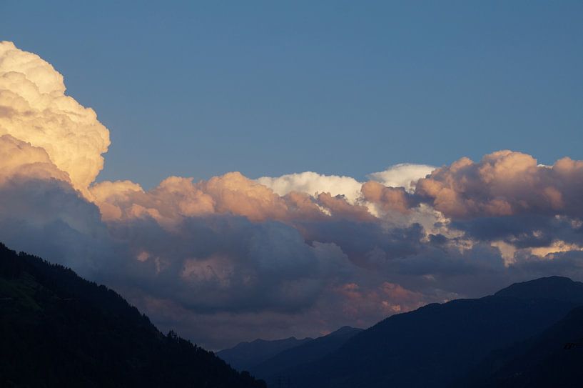 cloud colors by Madeltijntje