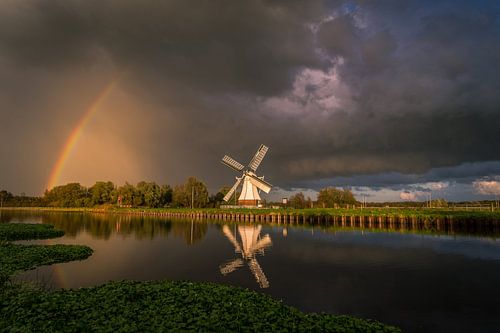 Molen onder de regenboog