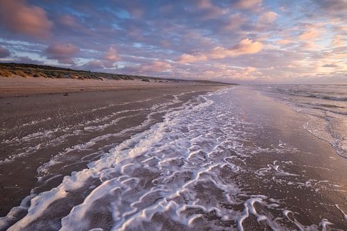 Endless Dutch coastline by Sander Poppe