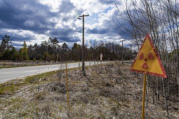 Warning sign near the Chernobyl Nuclear Powerplant von Andreas Jansen