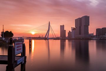 Rotterdam sunrise van Nuance Beeld