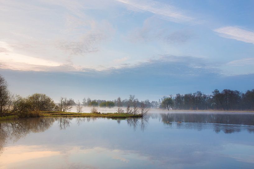 Dämmerung am Ufer des Wassers von Wilko Visscher