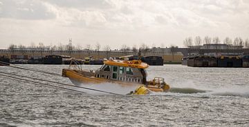 Tussen de trossen en de boeien van scheepskijkerhavenfotografie