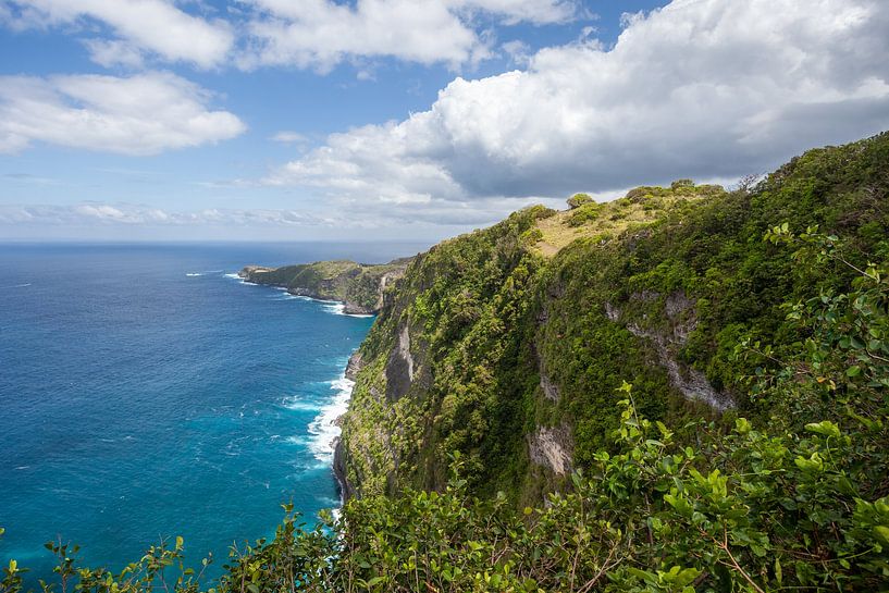 Nusa Penida Bali by Leontien Adriaanse