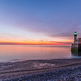 Le Tréport lighthouse, Normandy by Gijs Rijsdijk