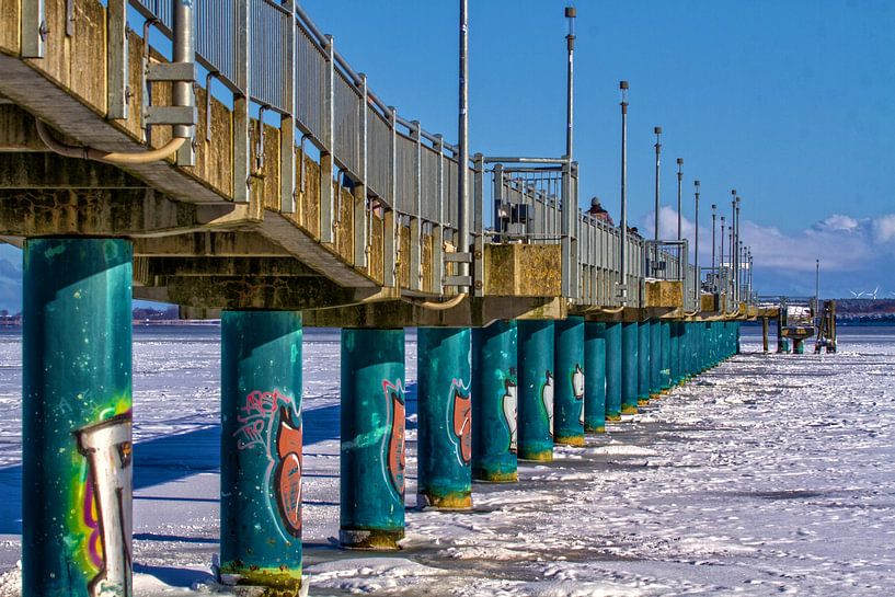 Piégé dans la glace de la mer Baltique par Holger Felix