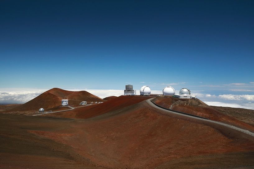 Mauna Kea telescopes , Big Island, Hawaii,USA by Frank Fichtmüller
