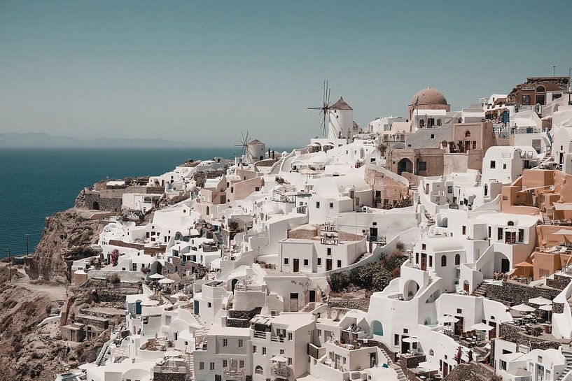 Santorini by Hello Pompoyo