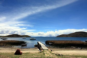 Vue du lac Titicaca depuis l'île du Soleil sur aidan moran