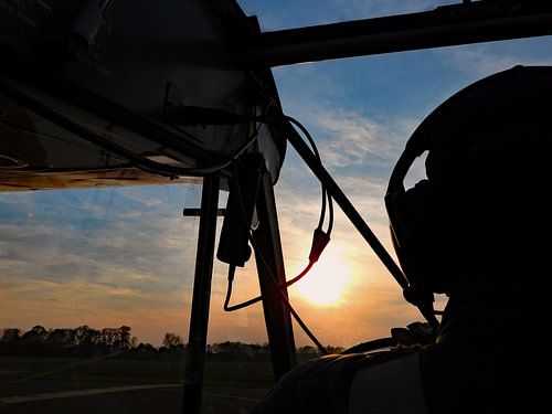 Sonnenuntergang mit einem Pipercub