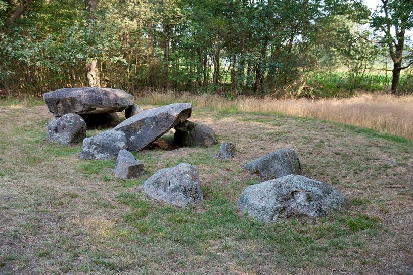 Dolmen bed D35 by Richard Wareham