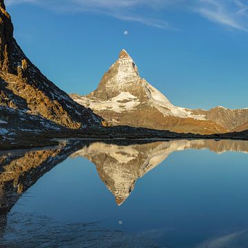 Matterhorn spiegelt sich im Riffelse von Markus Lange