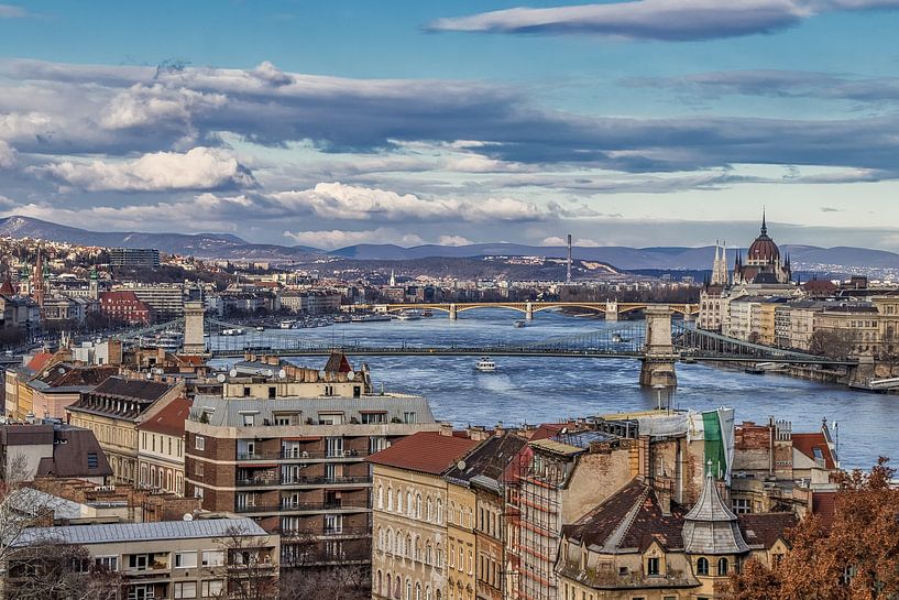 Budapest by Hello Pompoyo