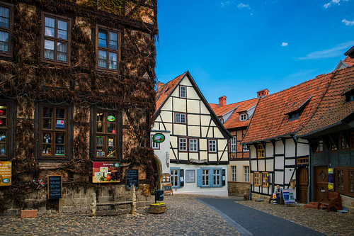Quedlinburg, Duitsland – kleurrijke vakwerkstad in de Harz