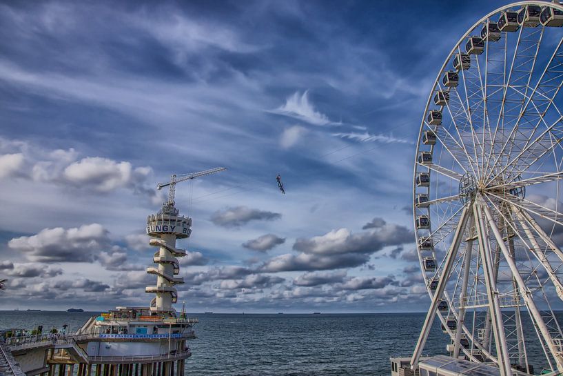 Scheveningen Riesenrad und Bungy-Sprungturm von Giel Ketting